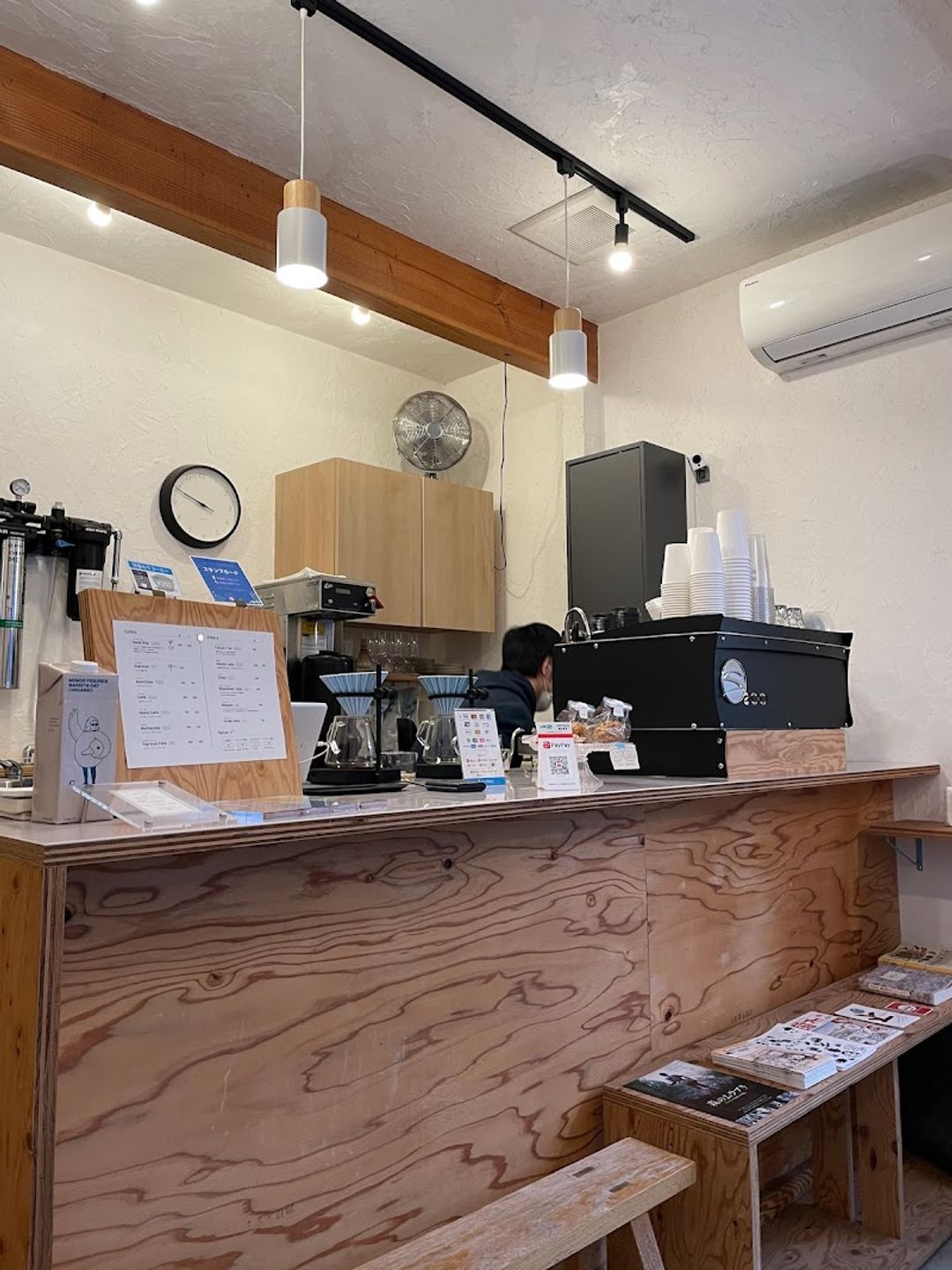 SHI-TEN coffee - 5-chōme-4-12 Sotokanda, Chiyoda City | Corner