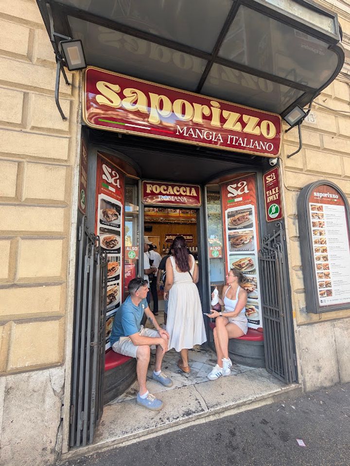 Saporizzo - Piazza d'Aracoeli, 13, Roma RM | Corner
