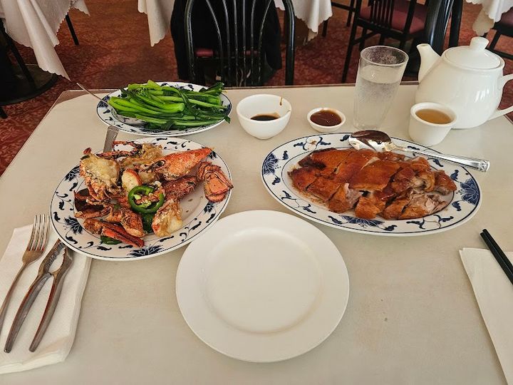 Fook Yuen Seafood Restaurant - 1960 Kapiolani Blvd, Honolulu | Corner