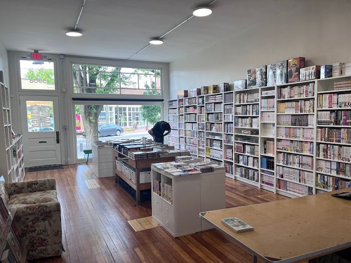 Manga Manga - 5908 Hamilton Ave, Cincinnati | Corner