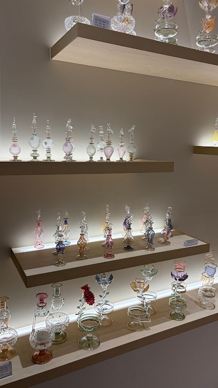 The PERFUME OIL FACTORY 銀座本店 - 東急プラザ銀座 3F, 5-chōme-2