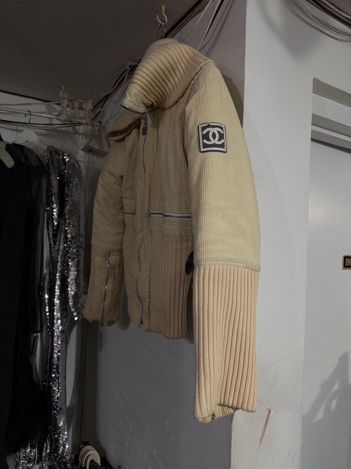 Tokio 7 - 83 E 7th St, New York | Corner