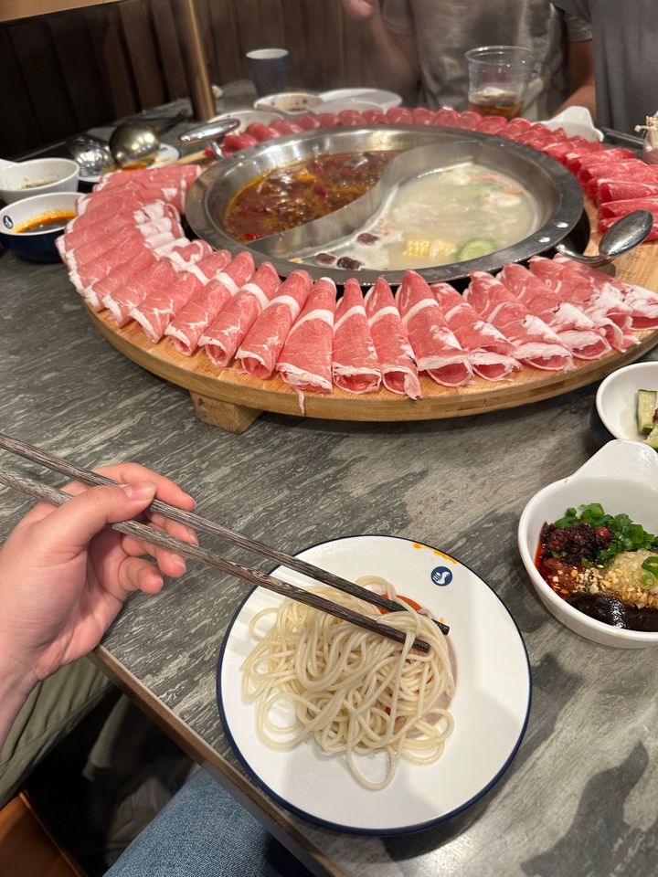 父の日までセール　小　鳳穿牡丹　芋泥啵啵 原石彫刻バングル　シャー太翠バングル Liuyishou Hot Pot (San Jose) 刘一手(圣何塞) - 1199 S De Anza Blvd