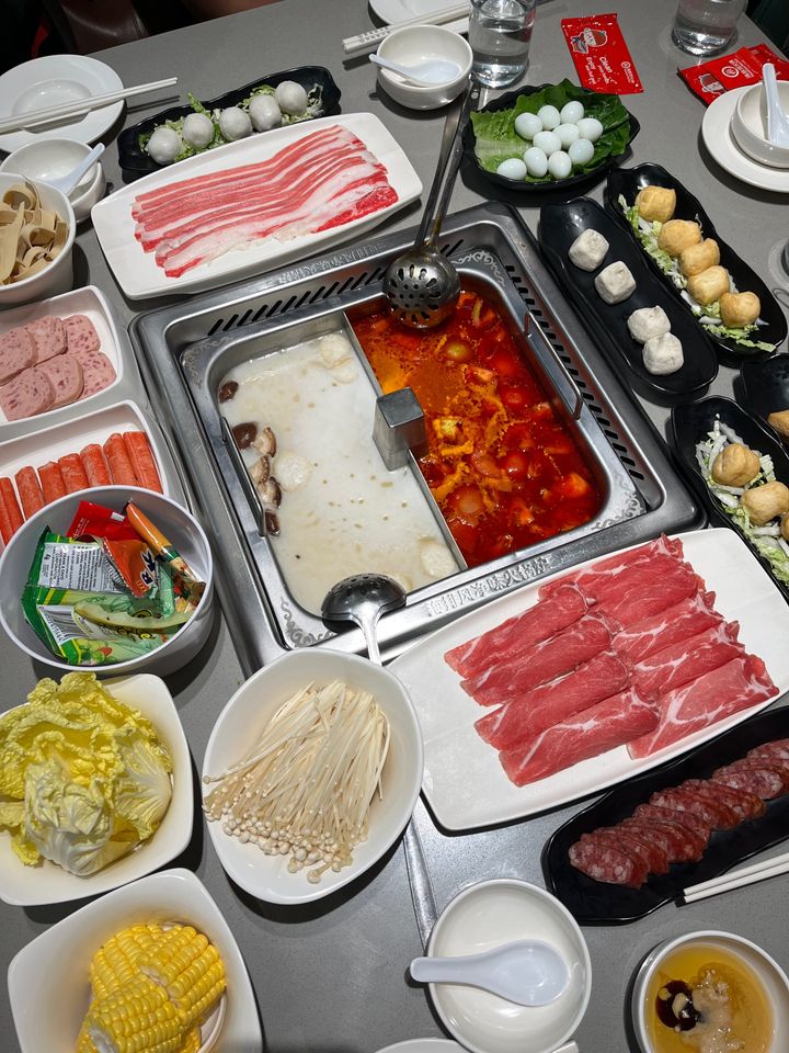 Haidilao Hot Pot MOA Branch ( 海底捞MOA店 ) - Level 1