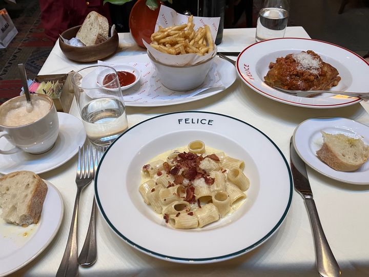Felice 56 - 15 W 56th St, New York | Corner