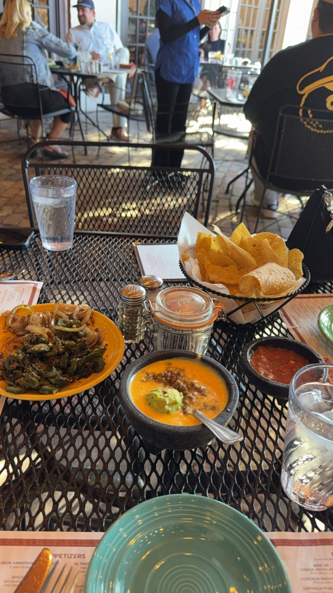 Matt's El Rancho - 2613 S Lamar Blvd, Austin | Corner