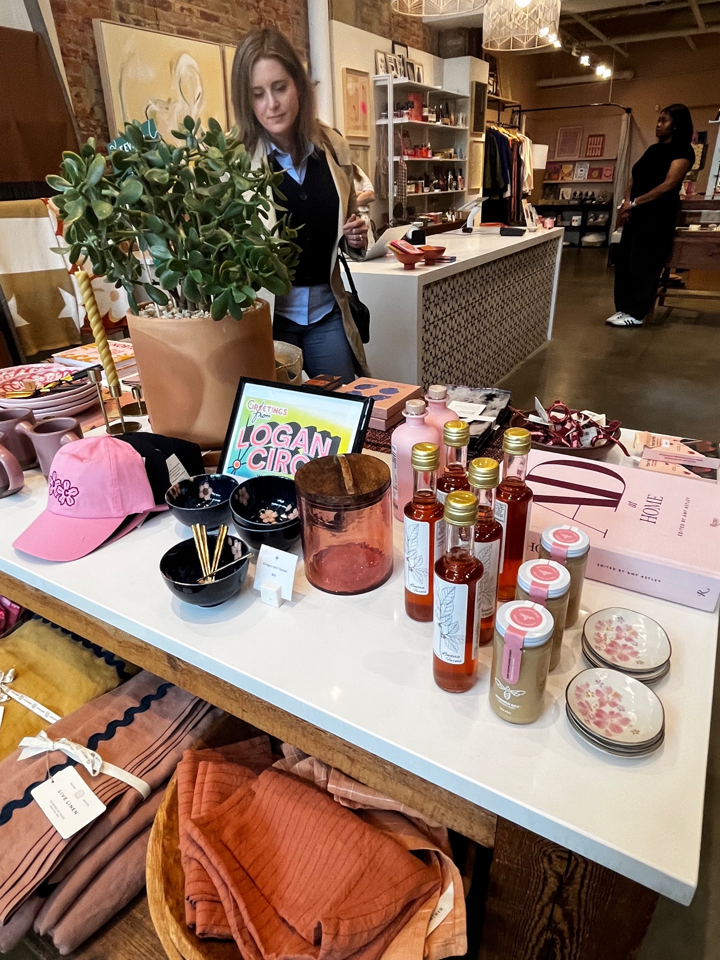 Salt & Sundry - 1625 14th St NW, Washington | Corner