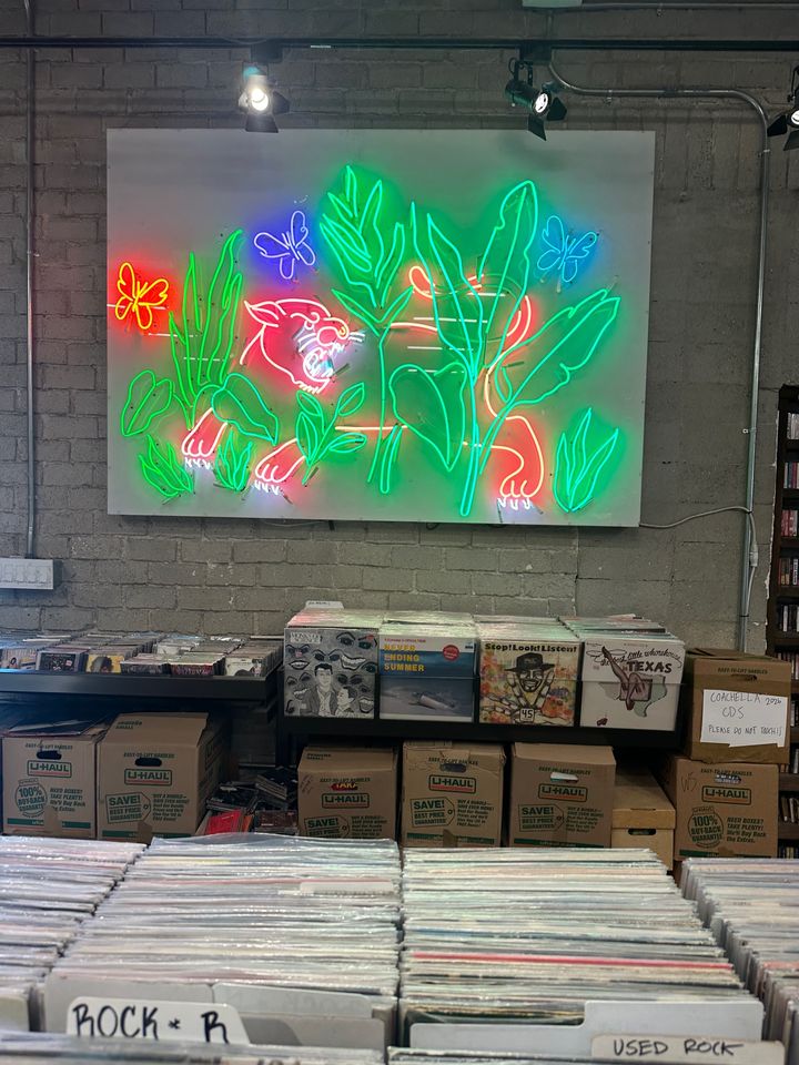 Record Safari - 3222 Los Feliz Blvd, Los Angeles | Corner