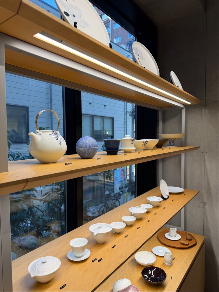 Naka 4/6 (10枚) HULS Gallery Tokyo - Minato City, Akasaka, 6-chōme−4−10 赤坂ZEN