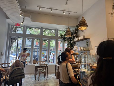 maman - 3 W 18th St, New York | Corner