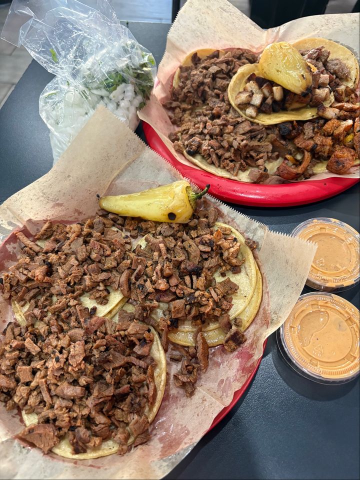 Tacos Los Cholos Hp - 7127 Pacific Blvd, Huntington Park | Corner