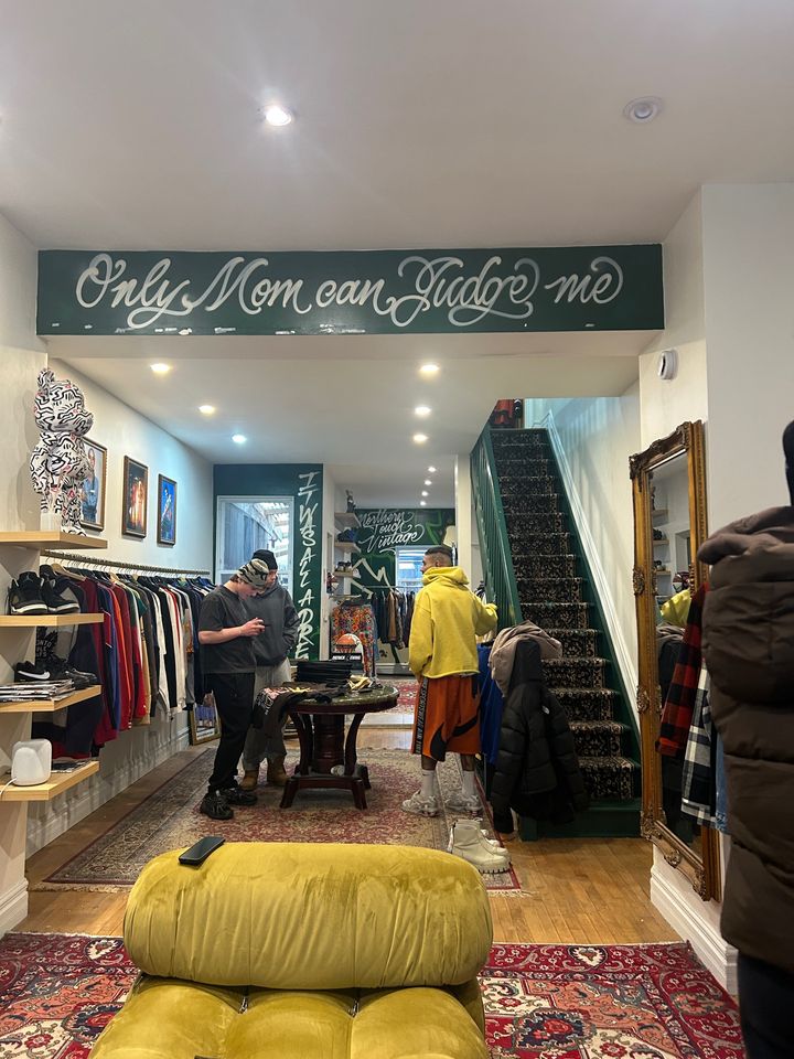 Northern Touch Vintage - 594 Richmond St W, Toronto | Corner