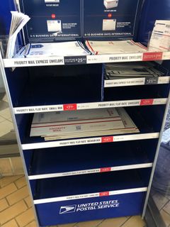 United States Postal Service - 1825 N Vermont Ave, Los Angeles