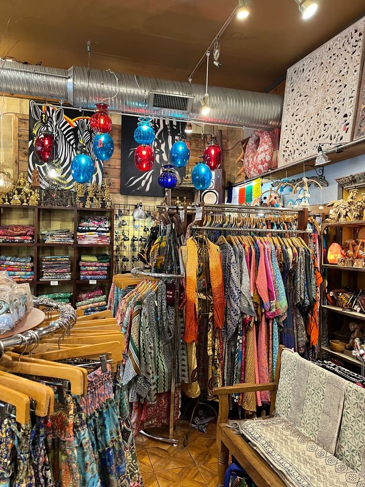 Art Gecko on Monroe - 1725 Monroe St, Madison | Corner