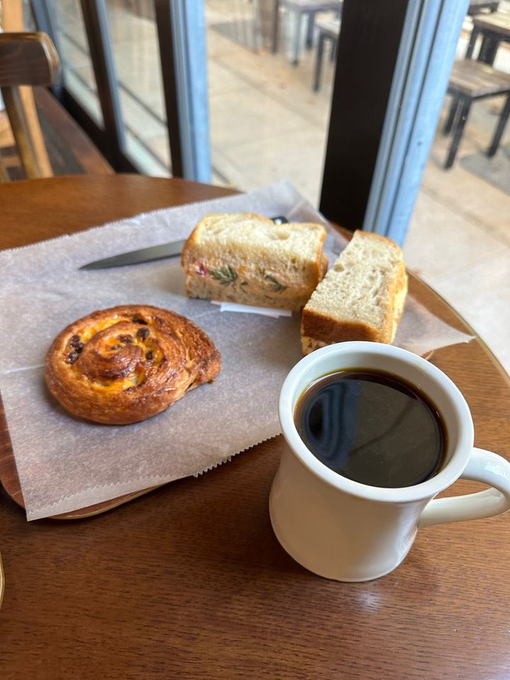 Bricolage bread & co. - けやき坂テラス 1F, Minato City | Corner
