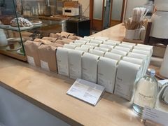 Maru Coffee - 1019 S Santa Fe Ave, Los Angeles | Corner