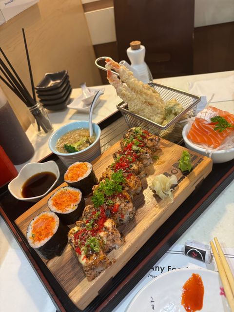Osaka Sushi - 5762 Highway 7, Markham | Corner