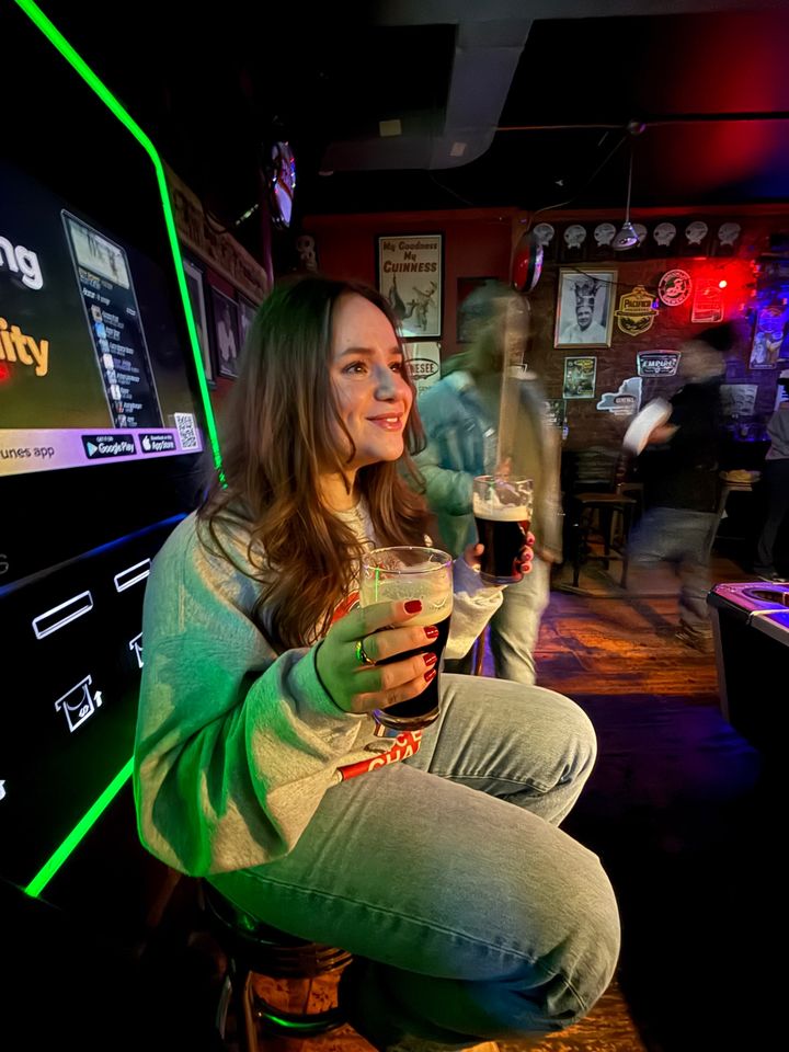 Redd's Tavern