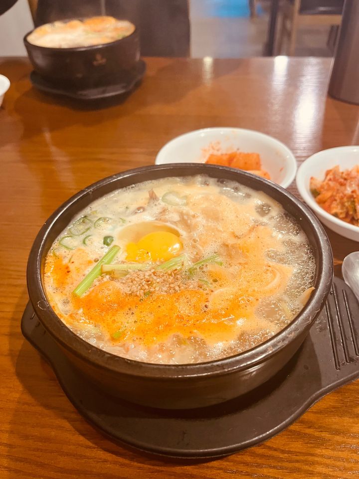 Song Ok - 11 Namdaemun-ro 1-gil, Jung District | Corner