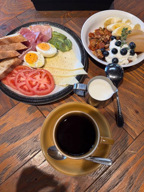 iki Roastery & Eatery - 1-chōme-4-7 Tokiwa, Koto City | Corner